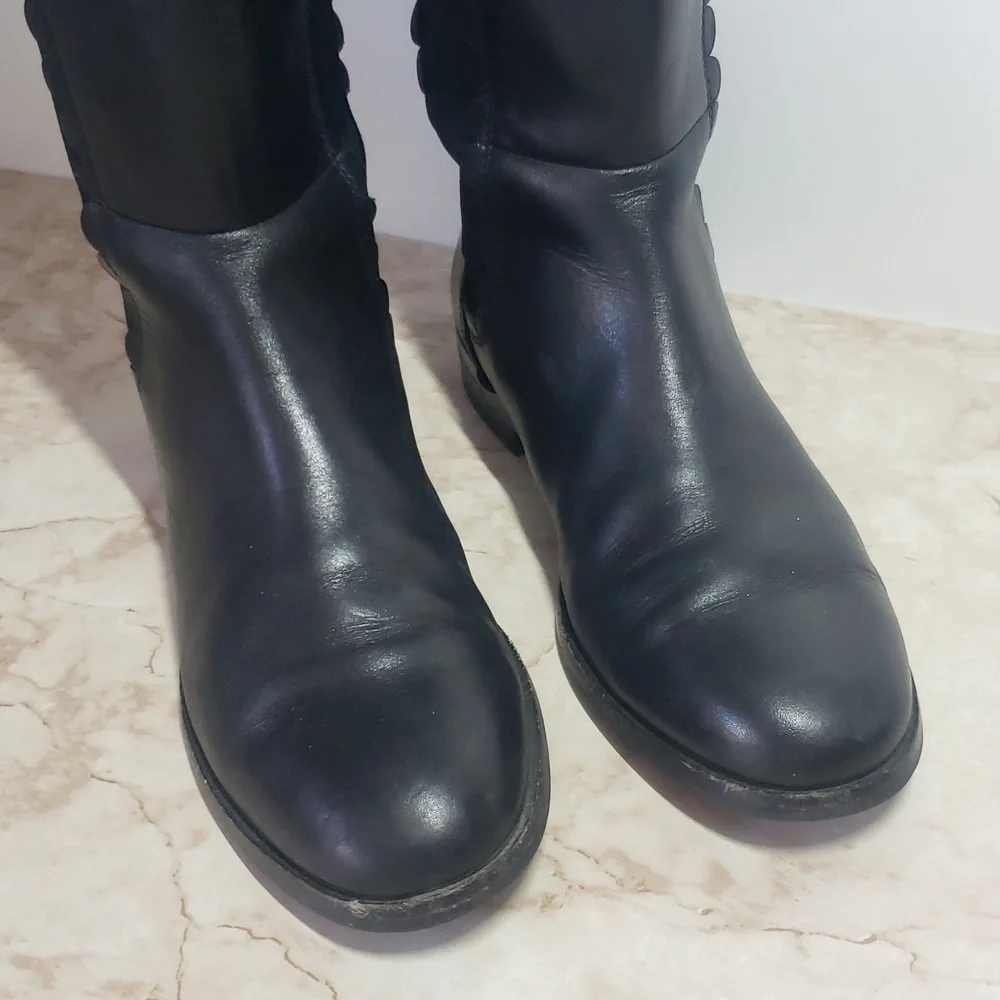 Kate Spade Elegant Black Knee-High Pull On Boots Size 7